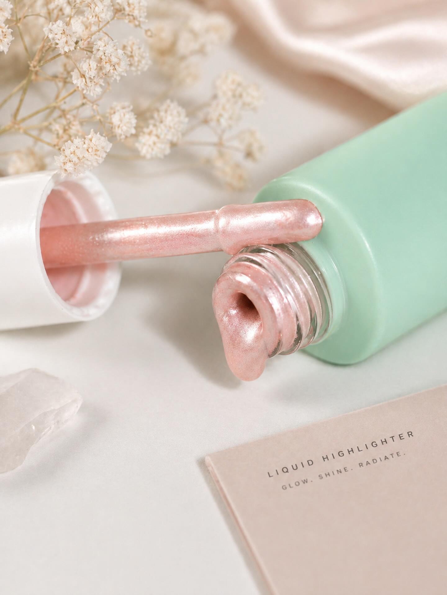 This liquid highlighter melts seamlessly into your skin, giving you a soft, radiant glow that looks effortless in any light!!
#purebeautylabs #hackensacknj #highlighter #makeup #clean