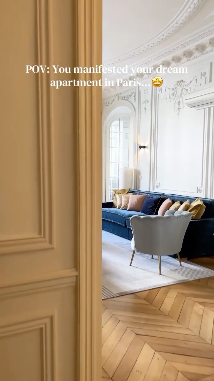 POV: you didn’t just find an apartment… you manifested the one ✨
212 m² of pure elegance, light, volume and comfort.
DM us to book your stay!
#evengestion #fyp #pov #apartmenttour