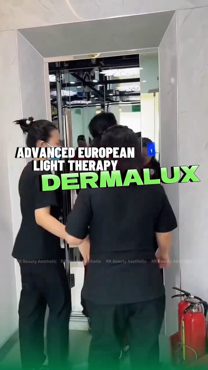 ✨ DERMALUX – THE HEALING LIGHT
✨ Dermalux uses advanced European light technology to calm, repair, and restore your skin from within.
✔ Faster healing
✔ Reduced redness & swelling
✔ Smoother recovery process
💫 Book your Dermalux session today.
.
.
.
#rrbeauty #dermalux #luxuryskin #skinhealing #aestheticclinic
dermalux treatment luxury skin recovery led light therapy premium aesthetic clinic skin healing facial recovery after treatment