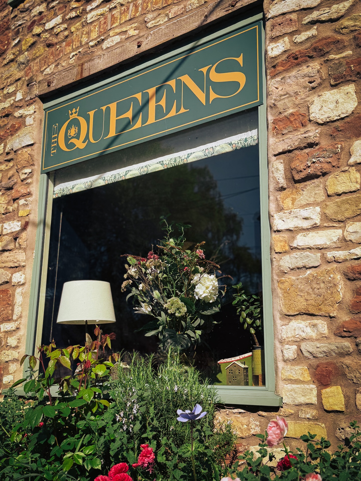 We’re opening a little earlier this Saturday for the Chew Magna Duck Race 🦆 Doors open from 11am, with drinks being served until 2pm. From 2pm onwards, we’ll be closed for a private function.
