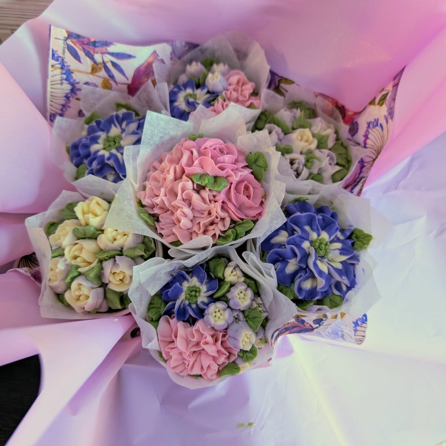 Mother's Day Pre-orders are here!
Get your orders in for sweet floral inspired cupcake bouquets, tangy sweet lemon rolls, and delicious sugar cookies Mom is sure to love.
I absolutely love holiday pre-order menus, they allow me to test out new items or flavors. For example the lemon rolls are new and oh so delicious! And the cupcake bouquets come in 2 flavor options, one of which is my new Earl Grey infused cake.
Mother's day
Cupcake bouquet
Lemon rolls
Sugar cookies
Home bakery
Rachel Bakes Cakes