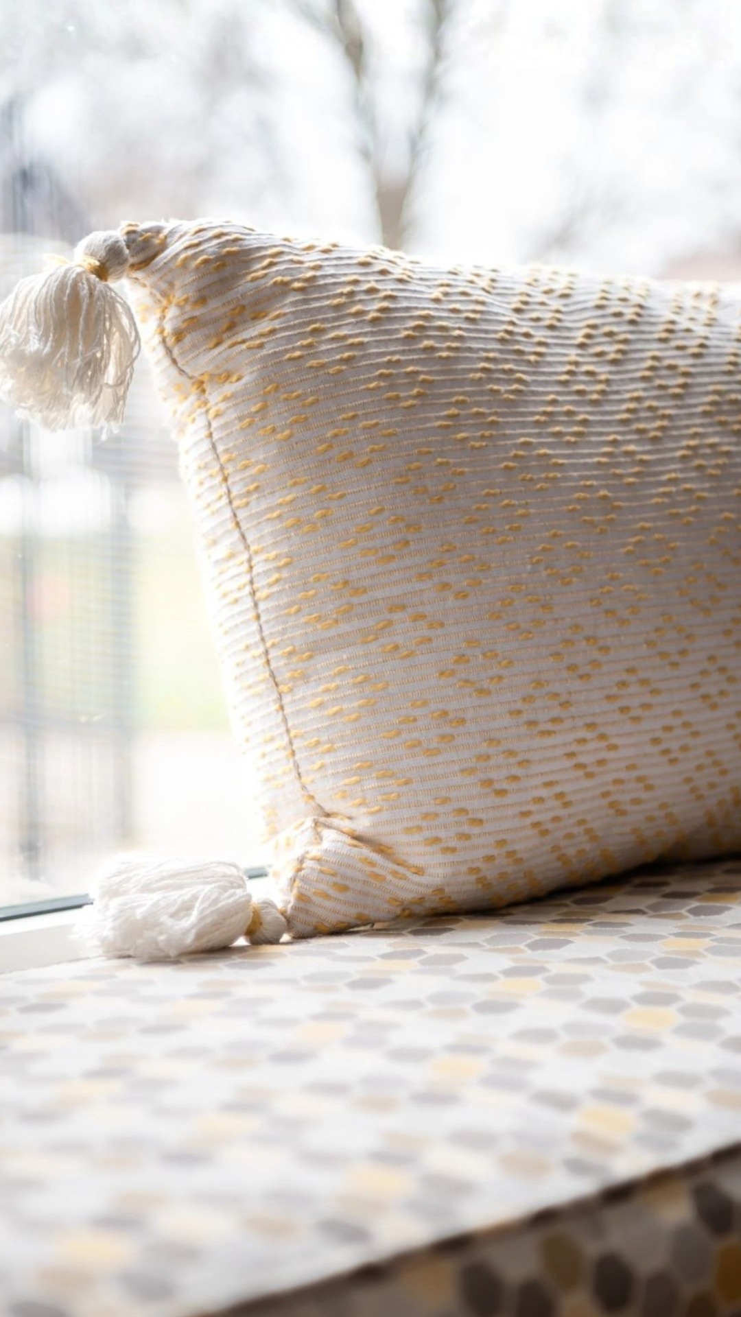 Bring your space to life this summer with a fresh update and colours you love. Little changes, big impact- your home, your style. Let's work together! DM me to get started.
