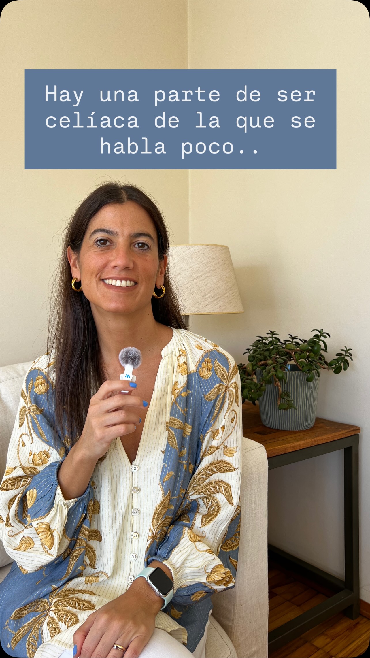 Hay una parte de ser celíaca de la que poco se habla…👀
➡️ Hoy 5 de mayo es el Día Internacional de la Enfermedad Celíaca
⚠️ La celiaquía es una enfermedad autoinmune en la que el único tratamiento es llevar una alimentación libre de gluten de por vida.
✅ Por eso también es importante seguir generando conciencia y visibilidad: no es una elección ni una moda‼️
⏩️ También entender la importancia de llevar una alimentación estricta libre de gluten, porque no hacerlo afecta la salud, incluso aunque no haya síntomas.
🩷 Ser celíaca implica organizarse más, planificar y adaptarse en situaciones cotidianas y sociales…
➡️ Y en todo ese proceso, hay algo que muchas veces queda en segundo plano… comer sin gluten no necesariamente significa comer mejor.
🌱 Muchas veces, entre la organización del día a día, el miedo a la contaminación, la falta de opciones, la alimentación termina siendo poco variada, poco saciante y difícil de sostener.
🙋🏻♀️ Y ahí es donde yo como Nutricionista y Celíaca te enseño a que no solo es hacer tu dieta sin gluten, sino es aprender una forma de alimentarte que sea completa, variada, equilibrada, saludable, práctica y que funcione en tu rutina 💚
Si te sentís identificada con esto, te leo en comentarios 😊
Y si necesitás ayuda para trabajar en tu alimentación, también te puedo acompañar 🥰🫶
➖➖➖➖➖➖➖➖➖➖➖➖➖➖➖➖
📚 Metodología ➡️ Creando hábitos, no dietas
📩 jacinta@nutricionequilibrio.com.uy
📲 098 408 043
🌎 Www.jacicubasnutricion.com
#celiaquía #celiacos #libredegluten #enfermedadcelíaca #nutricionista