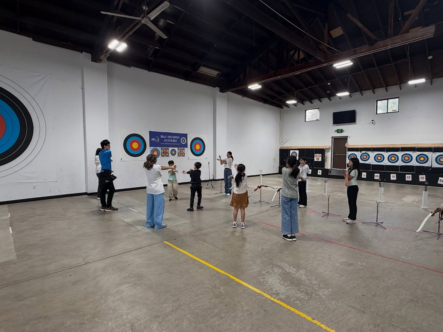 Another great week ๐ฏ
Our beginner class is improving shot by shot ๐
Building focus, confidence, and discipline every day ๐ช
๐ Perfect for first-time students