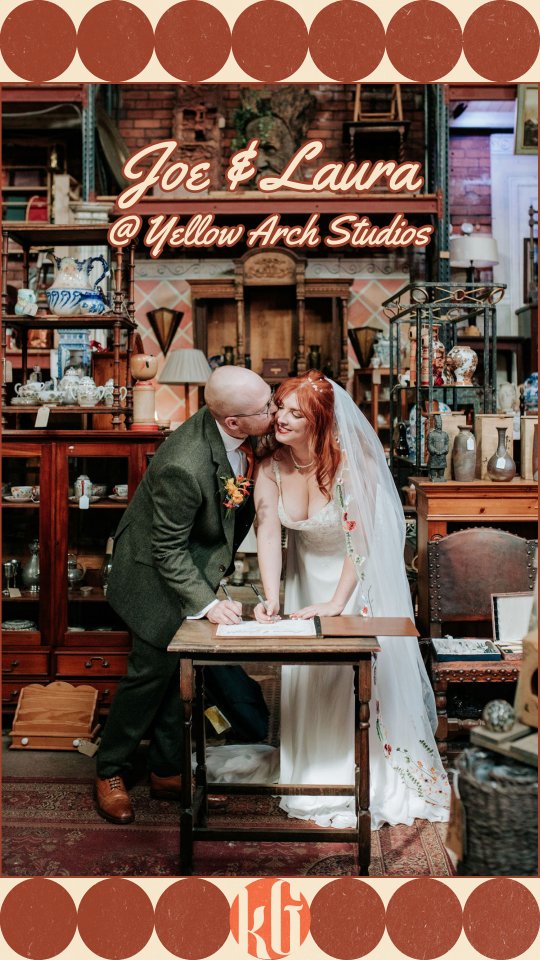 First time I've had a penknife on a ceremony checklist! And what a setting for a private certificate signing moment?!
Yellow Arch is such an iconic Sheffield venue, and was the perfect space for Joe and Laura to hold their city centre wedding ceremony.
📸 @laura.woodphotography
🏩 @yellowarchstudios
💐 also yellowarchstudios!
🧡 @kickassgatherings
💁🏽♀️ @emmabebridal_
👰♀ @kitandthebobbin
💍 @daisyleejewels