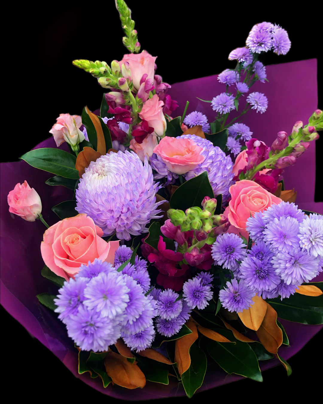 Need Mother's Day flower inspo? 🌸 Our latest blog shares gorgeous bouquet ideas and care tips to make her day unforgettable. Link in Bio ✨
#MothersDay #Mum #FlowersOfInstagram #Florist #BouquetIdeas #Floral_devine