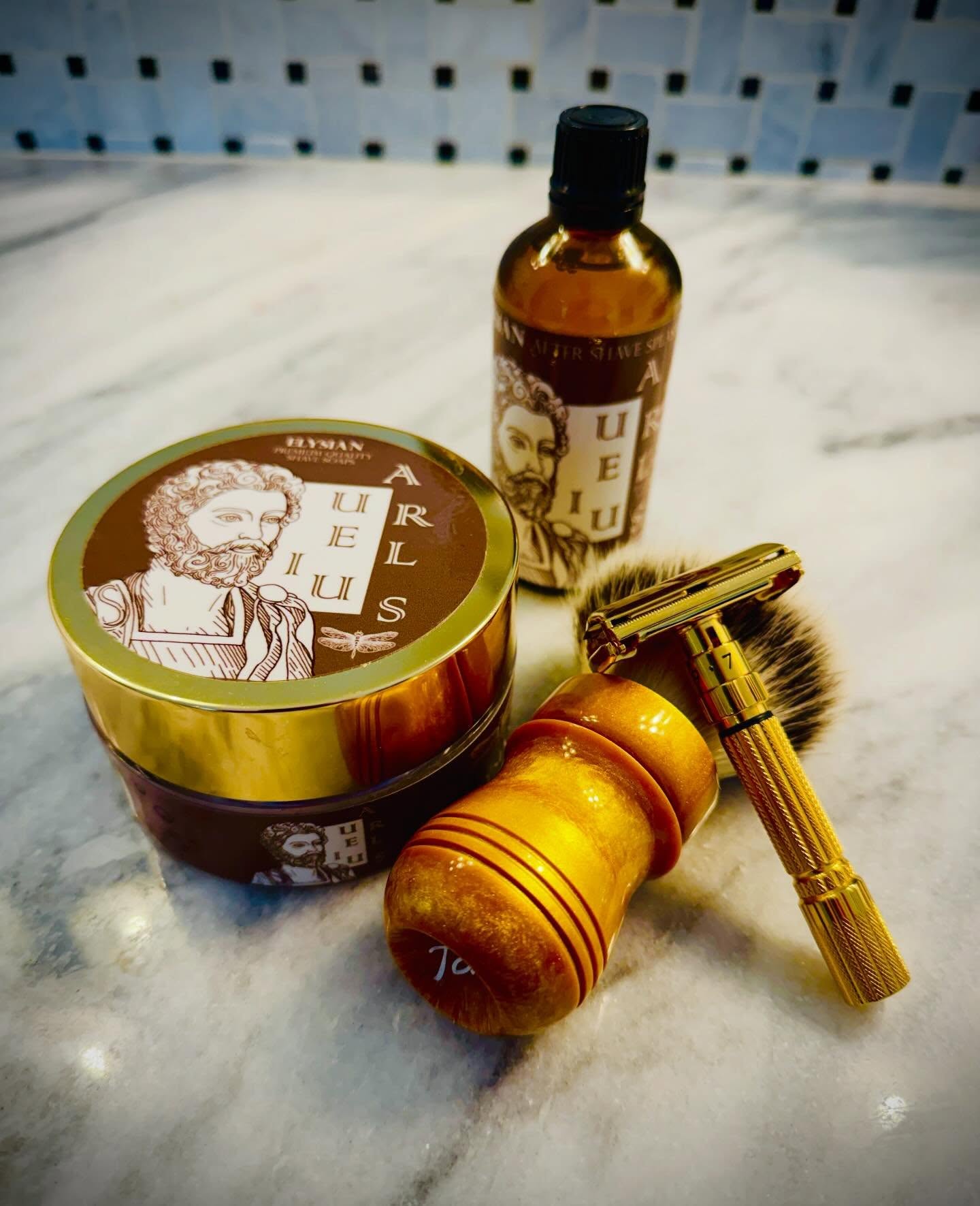 Thank you @elysiansoapshop @trotterhandcrafts @gillette #sotd #wetshave #wetshaving