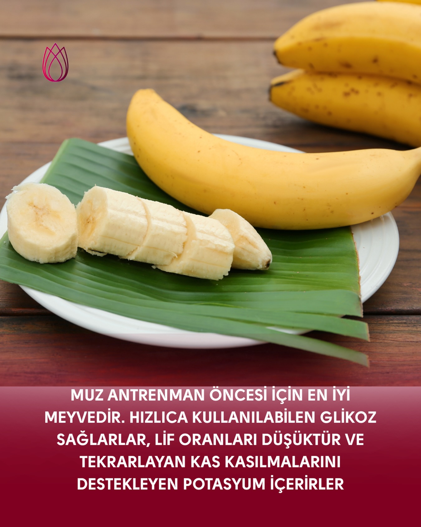 🍌 Antrenman Öncesi En Pratik Enerji: Muz!
Spor öncesi ne yediğin performansını doğrudan etkiler 👇
✨ Neden muz?
• Hızlı emilen doğal karbonhidrat ile anında enerji sağlar ⚡
• Düşük lif oranı sayesinde mideyi yormaz
• İçerdiği potasyum ile kas kramplarını önlemeye yardımcı olur 💪
• Dayanıklılığı ve performansı destekler 🏃♂️
💡 İpucu: Antrenmandan 30-45 dakika önce tüketerek maksimum verim alabilirsin!
👉 Sen spor öncesi ne tüketiyorsun?
Yorumlara yaz! 👇
🔖 Kaydet, antrenman öncesi dene!
👥 Spor yapan arkadaşına gönder!
#muz #sporbeslenmesi #preworkout #healthylifesty