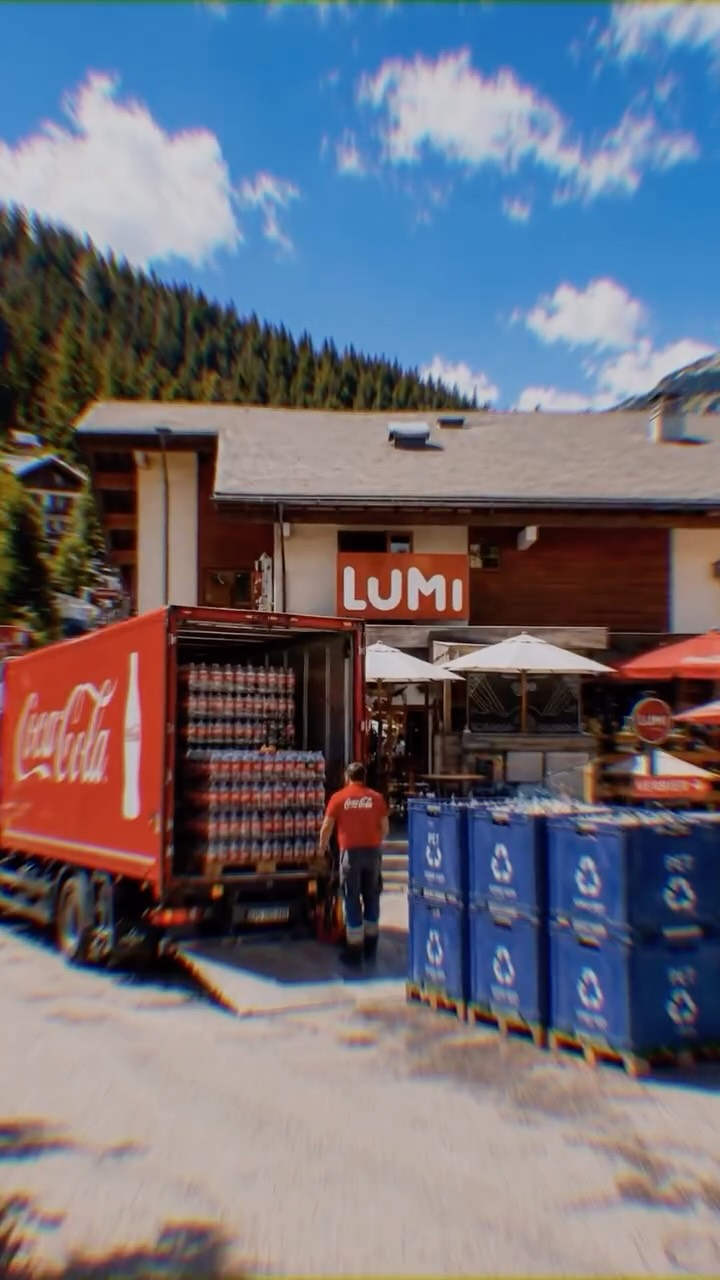 Served cold at @lumibarverbier Poured by Andy. Handed to Pau. Most people think the story ends when the bottle’s empty.
That’s because most OF US don’t know what happens after the credits roll.
This little PET outlaw gets a second act. Snatched off the bar, taken and dropped in the blue bin, moved then to be sorted by machines, cleaned of its sins, melted down under hot lights, then pressed back into shape for another round.
We are that connecting bridge between the right bottle to the right hands, making sure nothing valuable disappears.
Call it redemption. Call it reincarnation.
One sip. One toss. One rebirth.
And the bottle is back, baby. ♻️🔥