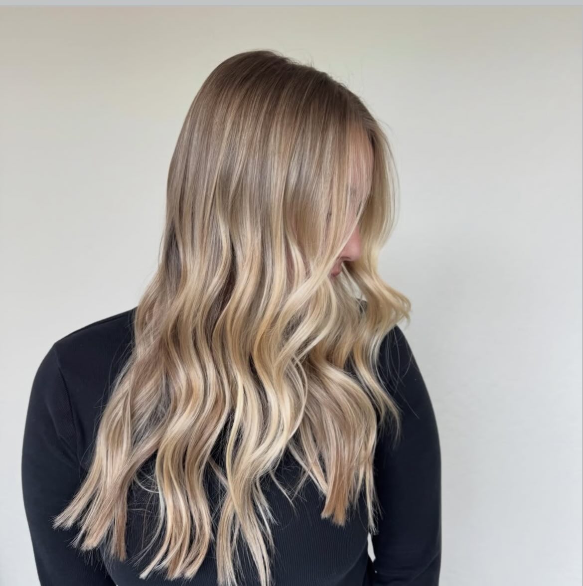It’s time to schedule that blonding appointment to get you light and bright for summer! 💛☀️
Hair by Kelly
Call (775)622-1366 and our guest service experts can get you scheduled with one of our blonding specialist! ☀️