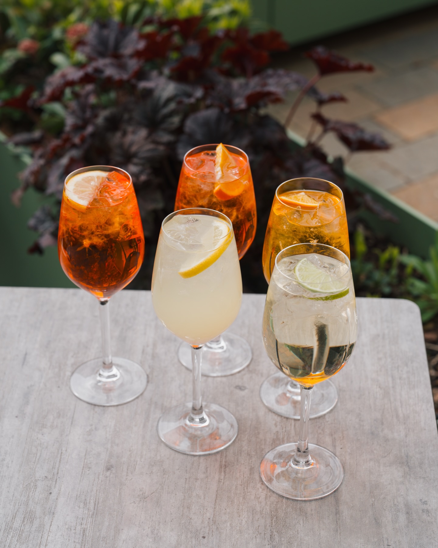 We hope you’re all enjoying this beautiful bank holiday weekend with us here at La Pizzica! ☀️
The fun doesn’t stop here - join us this weekend at Eddington Beer Garden (8-10 May) to enjoy our dedicated Spritzer Station, on offer…
🍊 Aperol
🌿 Hugo
❤️ Campari
🍋 Limoncello
✨ Apertass
Ice-cold spritzes, spring sunshine, and good company all weekend long! See you there 👀
#LaPizzica #Pizzeria #Eddington #cambridge #EddingtonBeerGarden