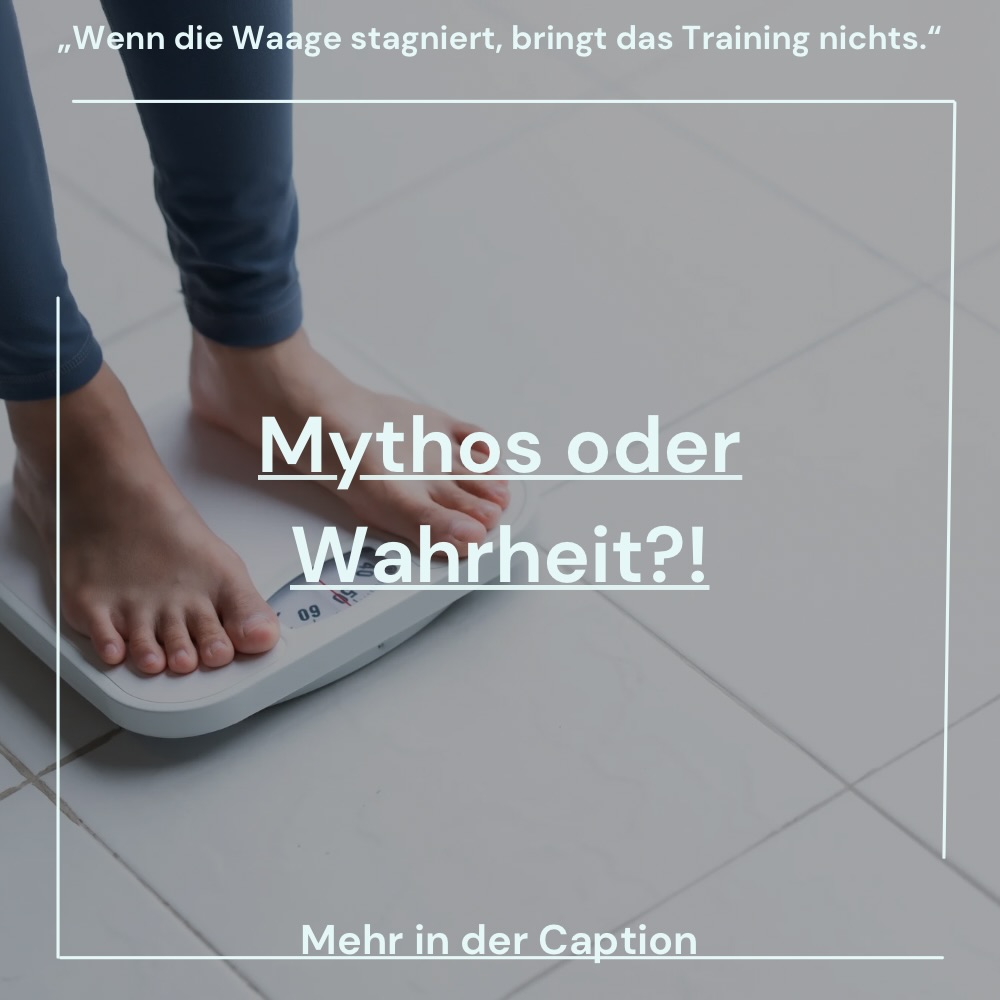 MYTHOS! ✅
Das Körpergewicht allein sagt wenig über Fortschritte aus. Durch Training kann Fett reduziert und gleichzeitig Muskulatur aufgebaut werden – die Zahl auf der Waage verändert sich dann oft kaum. Viel wichtiger sind Energielevel, Beweglichkeit, Kraft, Körpergefühl und Gesundheit. Erfolg ist also deutlich mehr als nur eine Kilozahl. 📉➡️💪
Nicht nur die Waage zählt – dein Körper verändert sich auf vielen Ebenen! 🌟