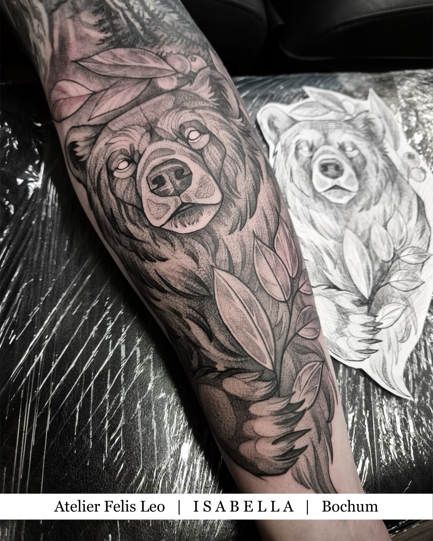 Einen Bären im besonderen abstrakten realistischen Stil, gestochen von @imarowski 🐻 #abstract #tattoo #ink #art #realistic
