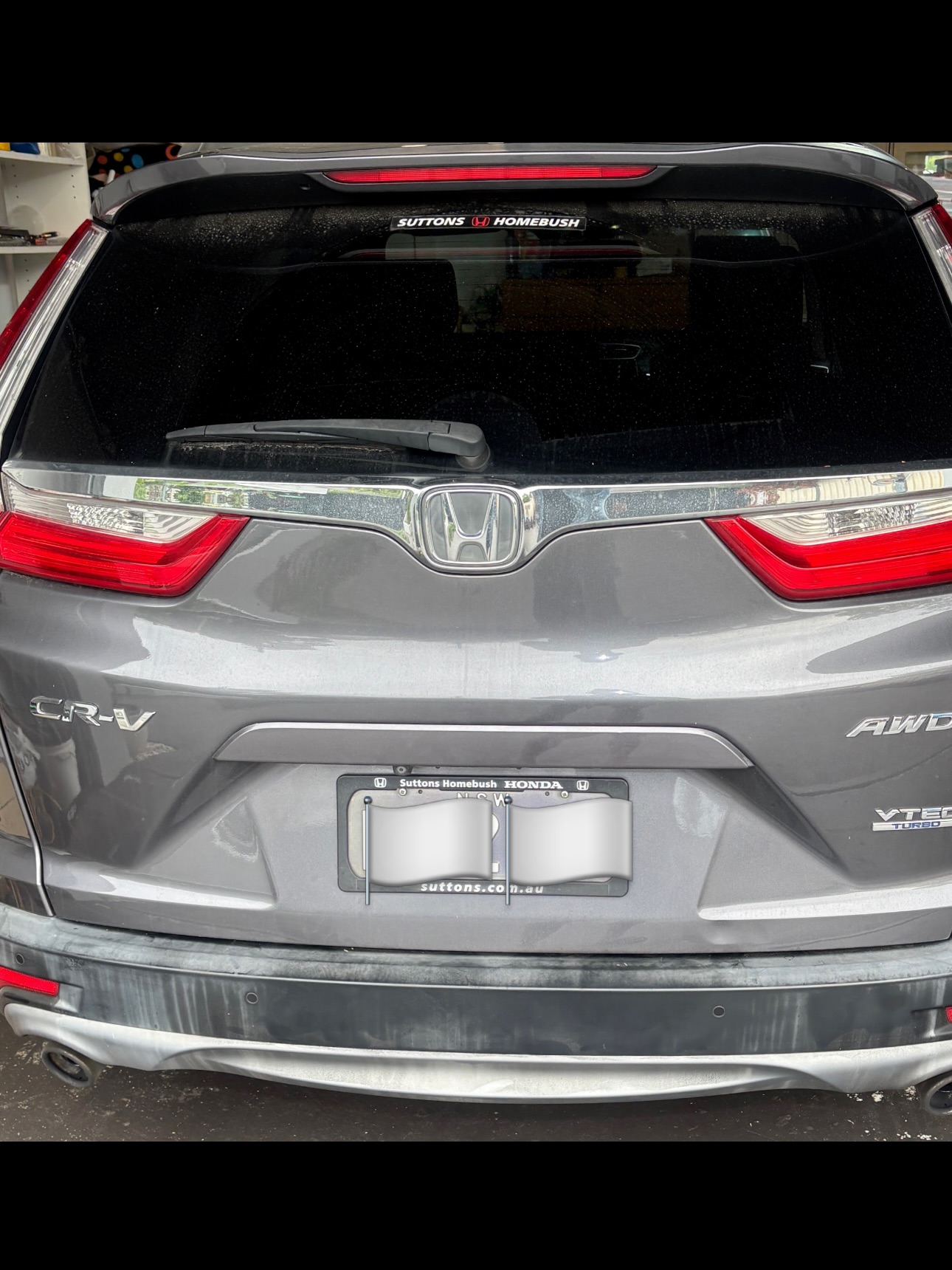 The sunroof sun shade roller blind on the Honda HRV is a common issue.