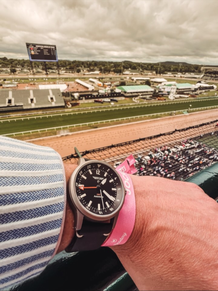 Time checked. Altitude set.
Rocking the Maverick & Meridian Ti GMT from BYOP Watches — don’t follow time… fly above it.
Be Your Own Pilot. ✈️⌚️
#BeYourOwnPilot #BYOP #GMTLife #DreamDigital #FlyAbove