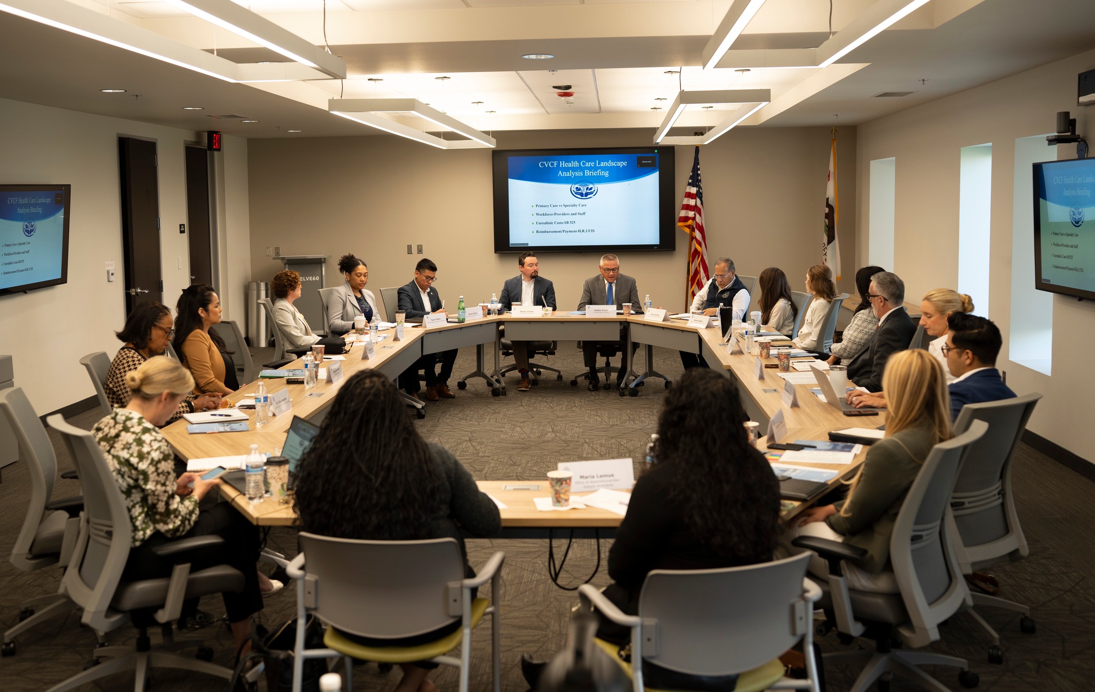 The Central Valley Community Foundation hosted a legislative staff briefing on its Health Equity Initiative's Health Care Landscape Study to discuss the local health care system's challenges and possible solutions that can be implemented to address widespread health inequities. Representatives from @madhealthy_, @fowlerpackingco, @unitedhealthcenters, and @ucsffresno provided insights on the importance of primary care provider accessibility and expanding the health care workforce and medical education opportunities.
To learn more about the Health Care Landscape Study, read the report at the link in bio and stay tuned for updates.