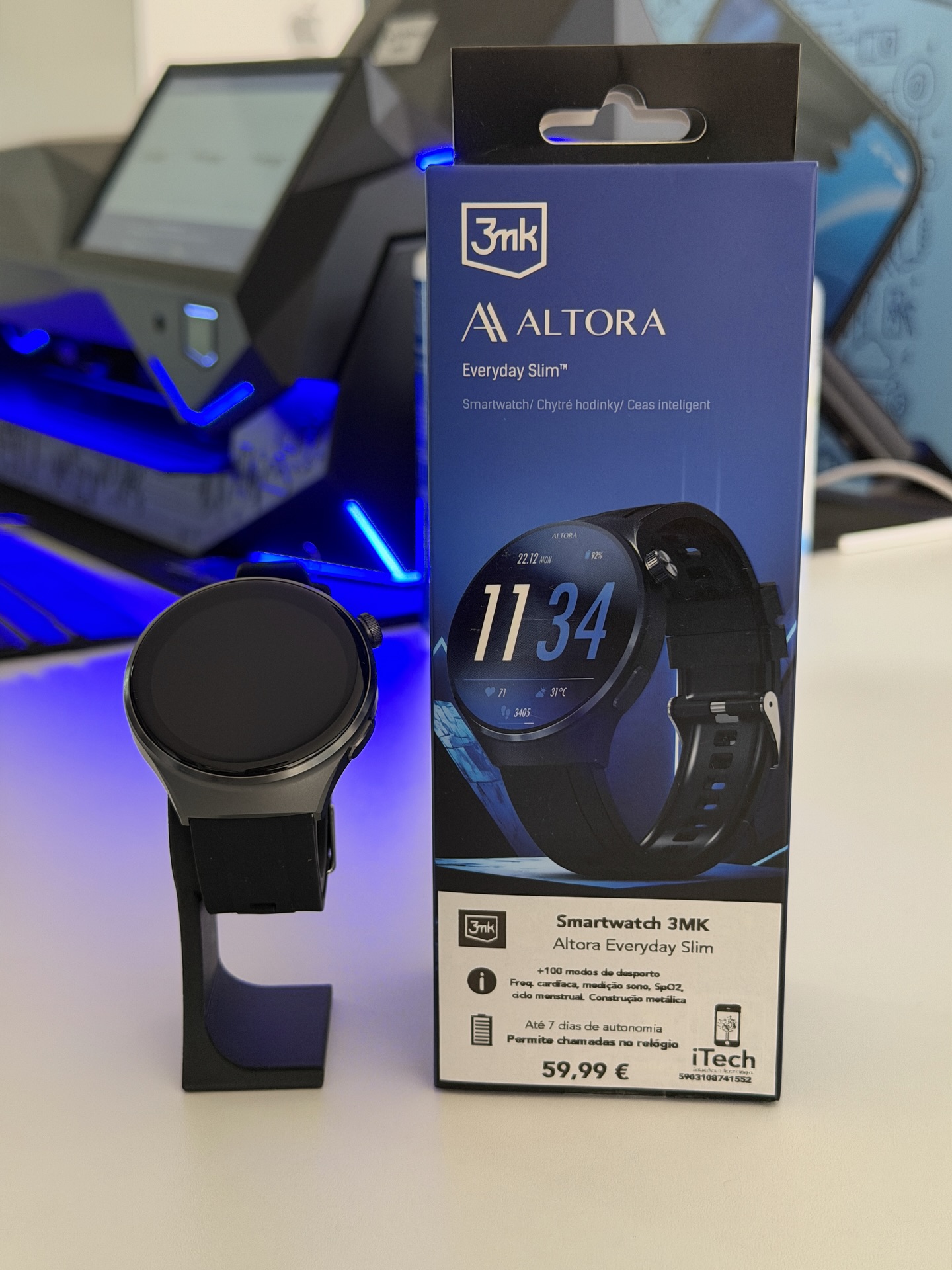 Smartwatches a partir de 49,99€… e sim, já permitem atender chamadas diretamente no relógio. 📞
Na iTech já tens disponíveis os novos 3MK Altora:
⌚ Easy Touch — design quadrado e ecrã maior
⌚ Everyday Slim — design redondo e visual mais clássico
Ambos incluem:
✔️ Chamadas Bluetooth
✔️ +100 modos de desporto
✔️ Monitorização cardíaca, sono e SpO2
✔️ Até 7 dias de autonomia
Dois estilos diferentes.
O mesmo objetivo: tecnologia acessível para todos! 🤩
📍 Disponíveis na iTech em Balazar
—
#iTech #mantémteligado #smartwatch #tecnologia #3mk