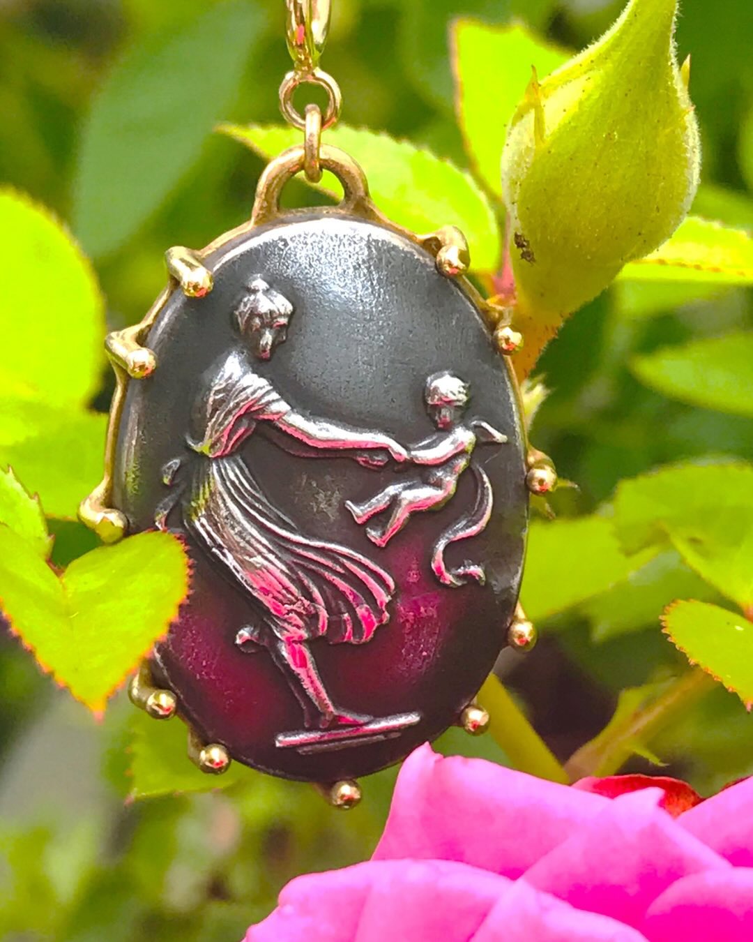At Mejia Jewelry, we believe in marking moments with meaning. This Mother’s Day, honor the mom or special caregiver in your life with a piece of jewelry she’ll treasure forever, because it was made just for her.
✨
These special pendants, rings, and charms in our collection can be customized. Whether it’s her child’s original artwork turned into a Mini Masterpiece Necklace, a delicate birthstone charm with an initial, a birthstone key charm, an engraveable cameo pendant, or a name-and-date ring that keeps her family close, these pieces are wearable love letters. Order by 4/28 or delivery by May 10th.
✨
Which personalized piece would you wear or your favorite?
.
.
.
.
.
#mejiajewelry #longislandjeweler #formom #jewelryformom