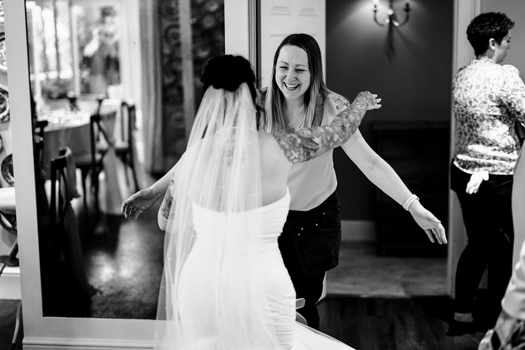 The room reveal gets me every time.
Months of ideas, planning, supplier meetings, samples, logistics, redesigns, timelines, and tiny little details… all suddenly become real in one moment.
This was her seeing the reception space fully transformed for the first time before guests arrived.
One of those wedding day moments I’ll never stop loving.
#somersetweddingplanner #somersetwedding #bathweddingplanner #bathweddings #ukweddingplanner
Planning @scarlettroseevents
Cake @clairehansencakes
Entertainment @yazzy_music and @pinkgiraffephotobooth
Florals @jmfloraldesigns
Photographer @simonbiffenphoto
Rentals and décor @allens_hire
Venue @homewoodbath