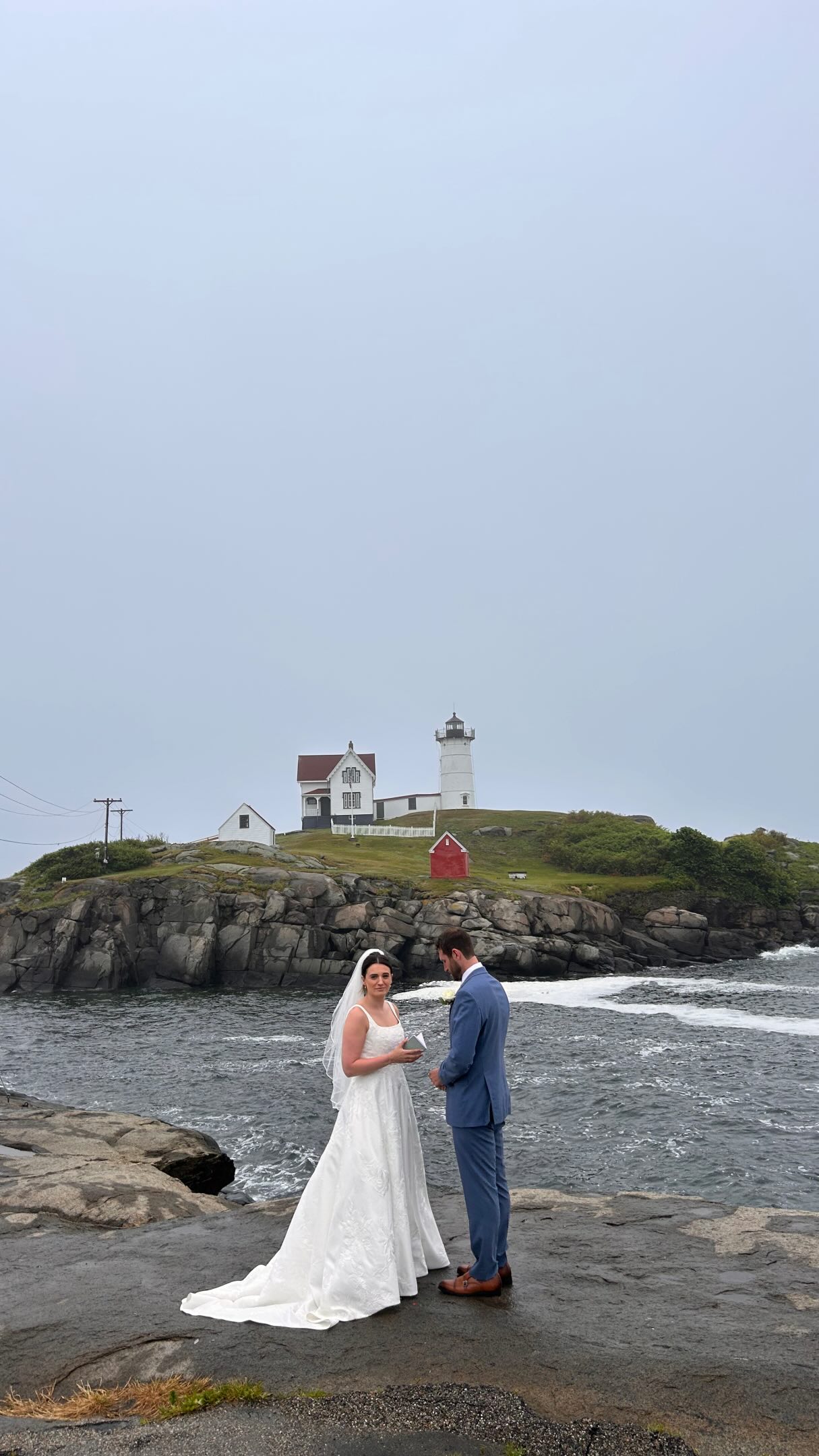 Just like that I’m back in the thick of wedding season again 🤍
Want in on the fun? My 2027 books are open and waiting for you!