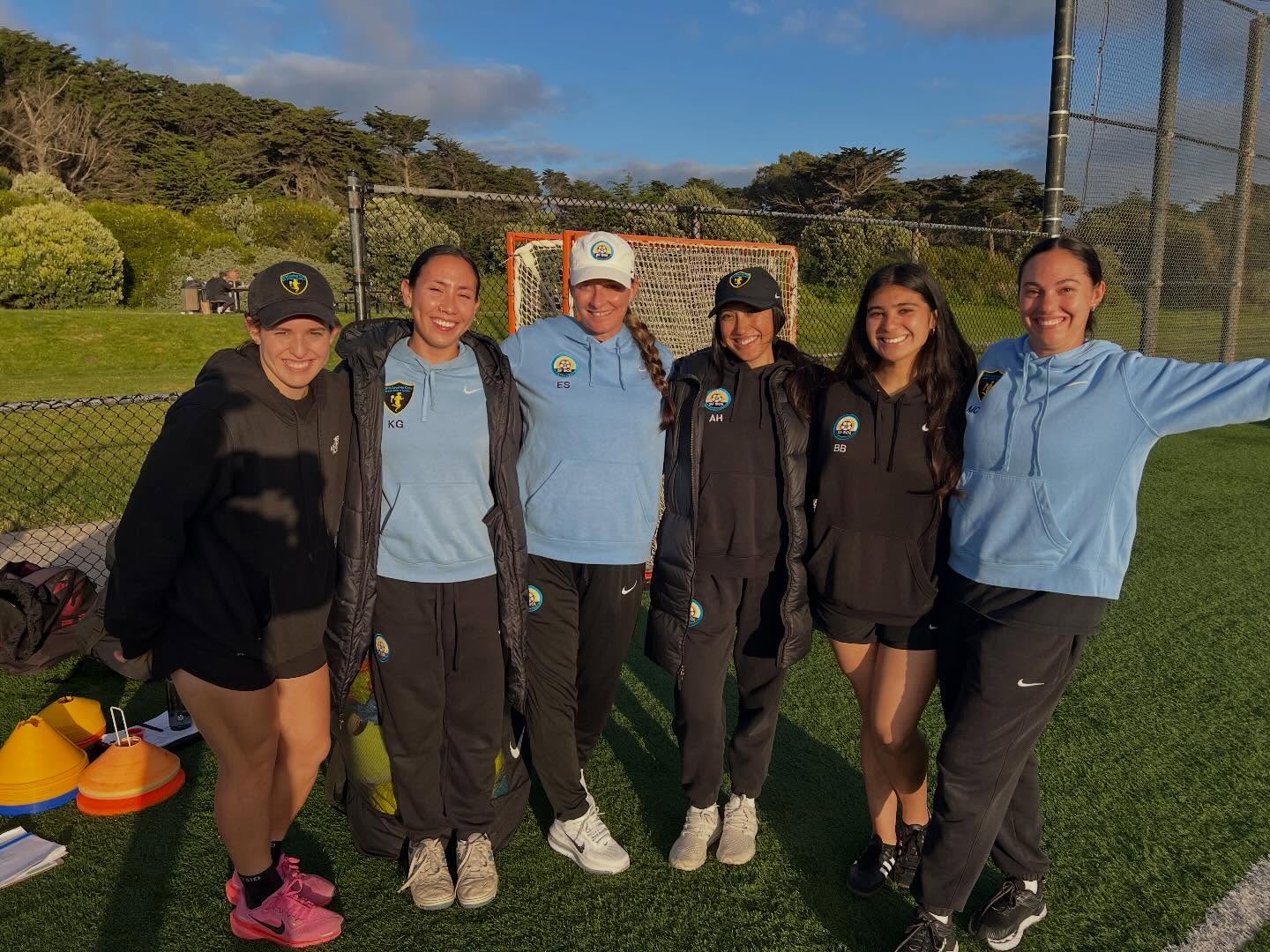 🙏THANK YOU & the BIGGEST SHOUT OUT to the amazing GLG SF SOL Women Coaching staff who make the wild day of tryouts in SF possible. From hauling in equipment, to set up to check in to coaching the sessions and providing amazing mentorship for the players over back to back sessions, this day is not possible without your hard work and dedication to the sport and the players. Here’s to growing the game and the women who coach! 💕🫶🙌⚽️☀️🌅🌉