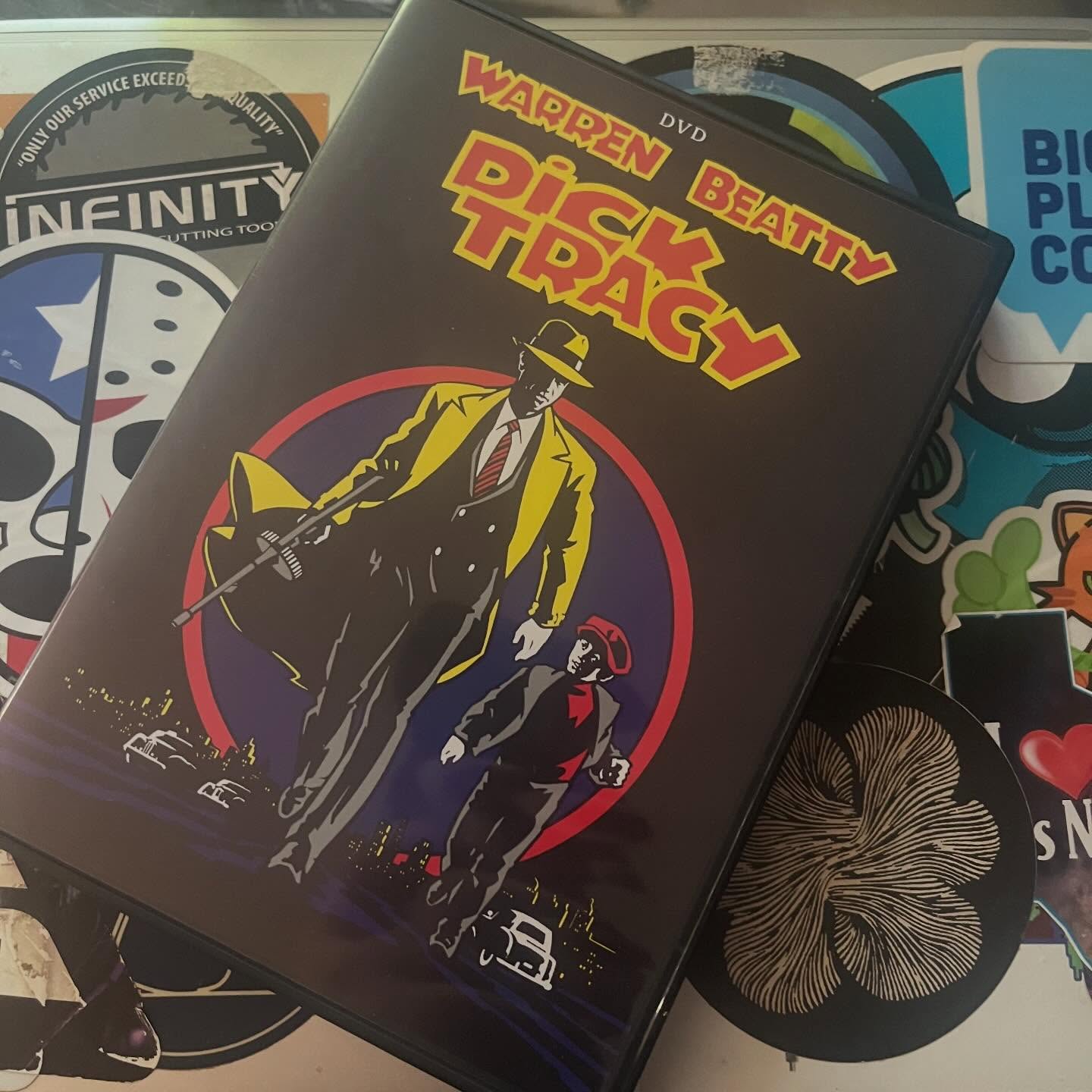 Getting a rewatch in before we record tonight.
#moviesmash #moviereview #comic #dicktracy