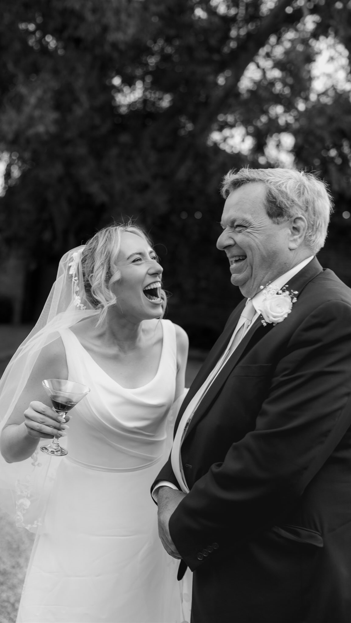 It’s not about perfect poses… it’s about this 🤍 The details, the people, the moments 😍
UK wedding photographer for couples who just want to enjoy their day ✨
Documentary wedding photographer in the UK capturing genuine emotions, laughter, and real wedding day moments.
#ukbride #documentaryphotography #weddingday #weddingcontent #weddingphotography