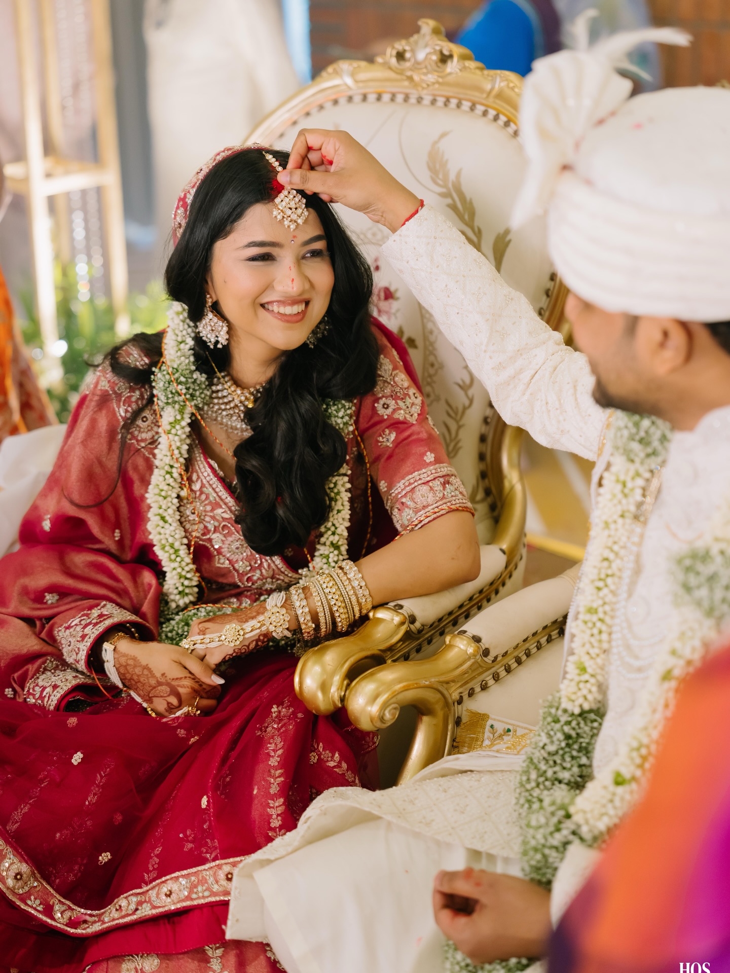 “Deeply real, simply in love”
Simran & Pareekshith | May’26
Venue: @suncityclub_baroda
mua : @blushsalonbydevanshi
Photographed By : @dhrumil_panchal01 @prannavdave
www.houseofstories.in
#houseofstories
#lovestoriesbyhos