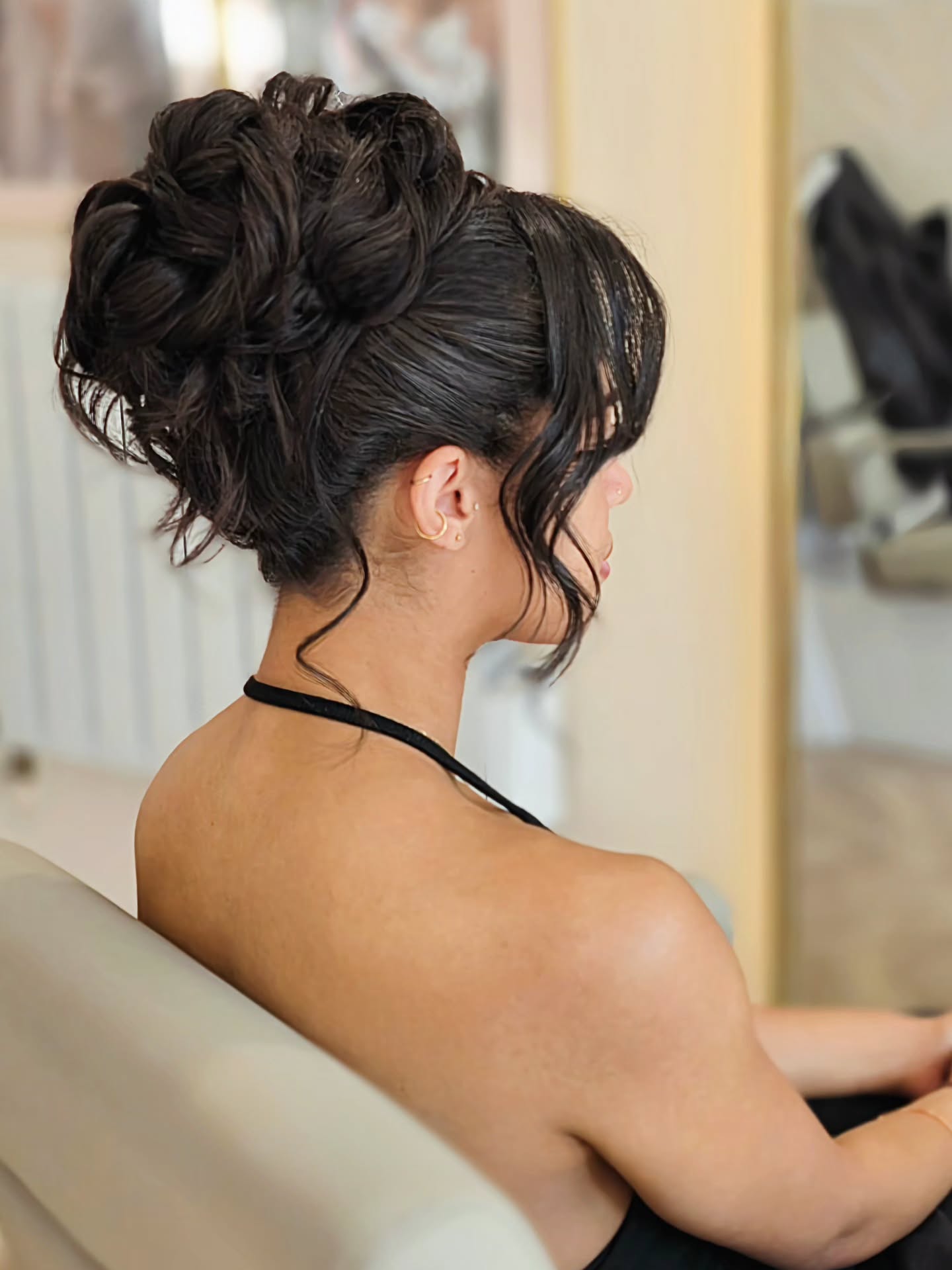 Lived in high up do โจ๏ธ๐ค๐โ๏ธ
On the most gorgeous darling, @myagraceweall
When I say this looked incredible on her, I am NOT fibbing ๐ธ
Forever thankful & grateful to all those that trust me to style them & get them feeling pretty for their special occasions ๐
If you have an occasion coming up & would love to come & see me for some beautiful hair, please WhatsApp me on 07581148121 & we can hopefully get you all booked in!!
So much love ๐ค
.
#hairup #eventhair #updo #hairsup ##derbyhair
