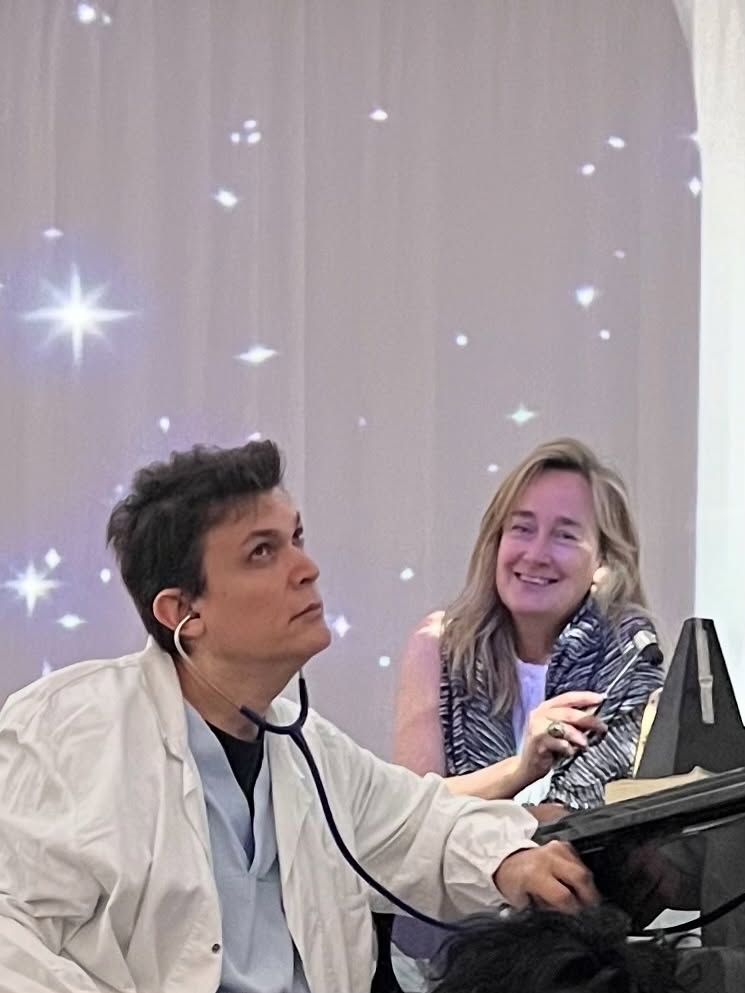 “Hai visto che occhi? È malata. È malata di sogni. Siamo tutti malati di sogni, ecco perché siamo qui”.
Siete malati di sogni?
Vi aspettiamo mercoledì 13 maggio !
Biglietti disponibili su Evients
Per info : ImmersivaMente@gmail.com
https://www.evients.com/events/la-follia-atto-i/346314fa54274bb4a2f97cd084650a69
#immersivamente #follia #concertimilano #eventimilano