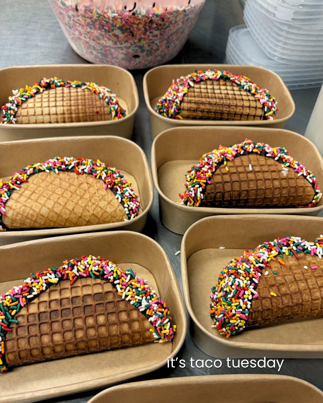 When Cinco de Mayo lands on Taco Tuesday, it’s the perfect excuse to celebrate! We’ll have a limited number of mini ice cream taco samplers available today only🪅🍦
Our regular-sized ice cream tacos will also be available in:
Black Raspberry Chip (gluten-free)
Cookie Monster
Chocolate Brownie
Vanilla (gluten-free)
Mini sampler flavors:
🍋🟩Lime
🍨Horchata
🥭Mango
Open daily from 12pm to 8pm!
*All mini taco flavors are gluten-free. Please note there may be cross-contamination with tree nuts.*
