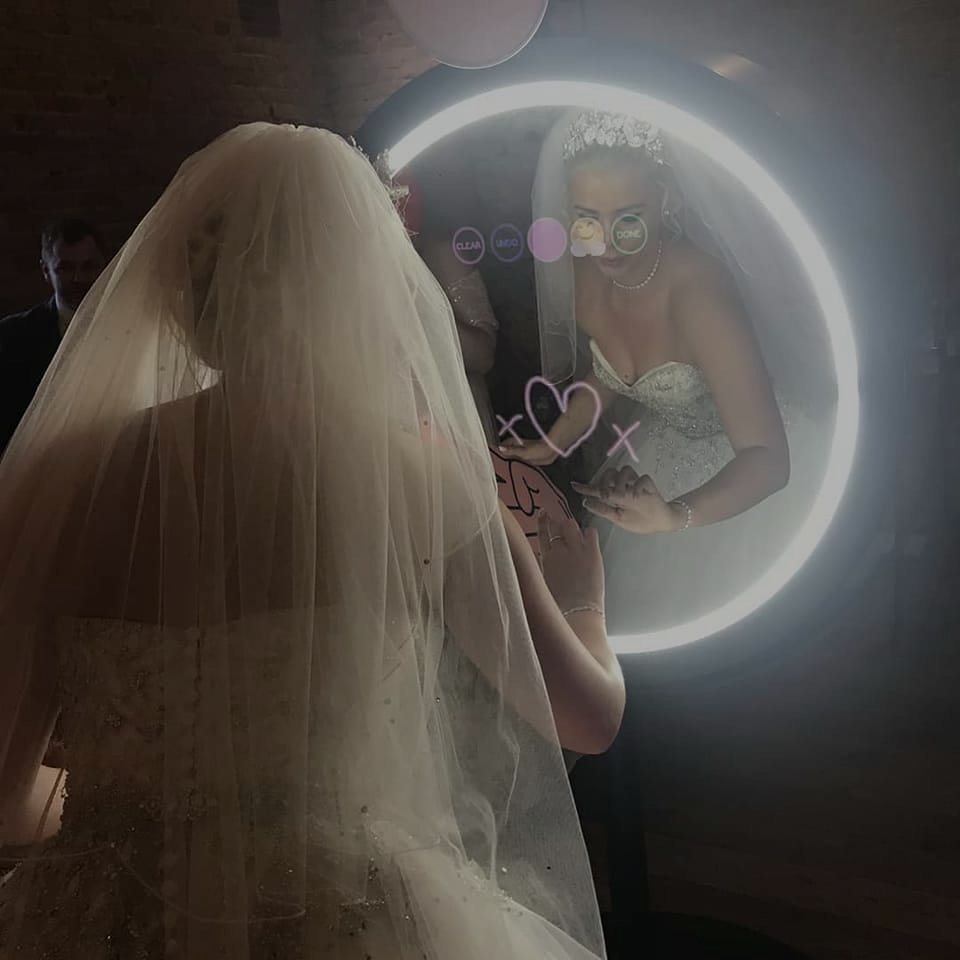 Planning a wedding, prom or party in the Midlands? At Fells Fun Booth we make photo access effortless: instant on-screen previews, secure online galleries, and free high‑resolution downloads so guests can save and share moments with ease. Perfect for couples and planners across Shropshire, Worcestershire, Warwickshire, Staffordshire and the West Midlands. Link in bio to learn more and get your guests smiling — tell us your event date below! 😊📸🎉 #FellsFunBooth #MidlandsWeddings #PromPhotos #EventPlanning #PartyPhotobooth #Shropshire #Worcestershire #Staffordshire