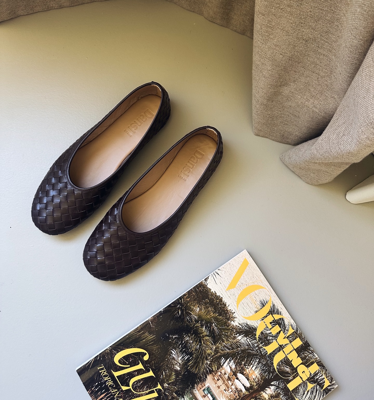 THE PERFECT FLAT 🤎
DANSI SPAIN | maat 41
#secondhand #flats #chique #sustainability #timelesschic