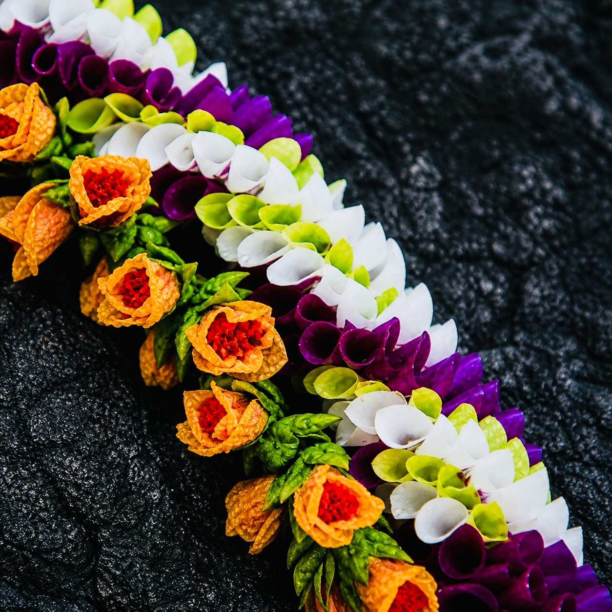 🌺 ¡Happy Lei Day! 🌺
Today we celebrate the beauty, culture, and spirit of aloha in Hawaii. 🌴✨ Lei Day honors the tradition of making and giving leis, beautiful garlands that symbolize love, friendship, respect, and celebration.
In Hawaiian culture, a lei is more than just a decoration. It represents connection, honor, and the sharing of aloha. 🌺 Leis are made from natural materials like flowers, leaves, shells, seeds, and even feathers, each carefully chosen for its meaning and significance.
Each island has its own unique lei, colors, and flowers that reflect its identity and heritage. 🌸💛 Giving a lei is a heartfelt gesture, often used to celebrate special moments like birthdays, graduations, and welcoming loved ones.
Let’s celebrate with gratitude, kindness, and connection. 🌺
🌺 ¡Feliz Día del Lei! 🌺
Hoy celebramos la belleza, la cultura y el espíritu de aloha en Hawái. 🌴✨ El Día del Lei honra la tradición de crear y regalar leis, hermosas guirnaldas que simbolizan amor, amistad, respeto y celebración.
En la cultura hawaiana, un lei es mucho más que una decoración. Representa conexión, honor y el compartir el espíritu de aloha. 🌺 Los leis se elaboran con materiales naturales como flores, hojas, conchas, semillas e incluso plumas, cada uno elegido por su significado especial.
Cada isla tiene su propio lei, con colores y flores únicos que reflejan su identidad y herencia. 🌸💛 Regalar un lei es un gesto lleno de significado, usado para celebrar momentos especiales como cumpleaños, graduaciones y para dar la bienvenida a seres queridos.
Celebremos con gratitud, amabilidad y conexión. 🌺
#LeiDay #AlohaSpirit #Hawaii #CulturaHawaiana #Aloha