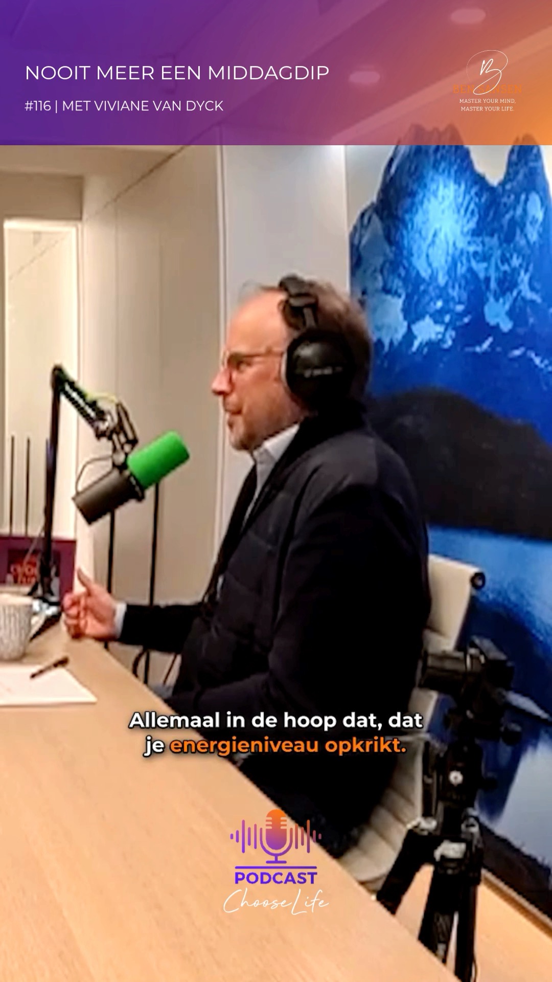 We zoeken vaak energie op de snelste plek.
Een koffie. Een energiedrank. Iets zoets onderweg.
Even lijkt het te helpen.
Tot de crash komt.
En je opnieuw iets nodig hebt om verder te kunnen.
Zo blijf je niet alleen je bloedsuiker achterna lopen,
maar ook je focus, je emoties, je energie & je doelen.
Echte energie komt zelden uit een quick fix.
Op zoek naar meer inspiratie? Beluister nu aflevering 117 van de Choose Life podcast 🎧
#chooselife #bensansen #vivianevandyck #energie #gezondheid #voeding #bewustleven #zelfzorg #podcast
@vivianevandyck