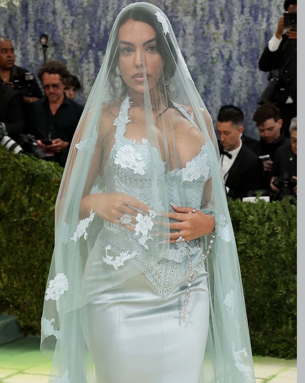 Met Gala but make it Bridal - 2026 🤍
#metgala2026 #redcarpet #metgala #fashionisart #bubbledress