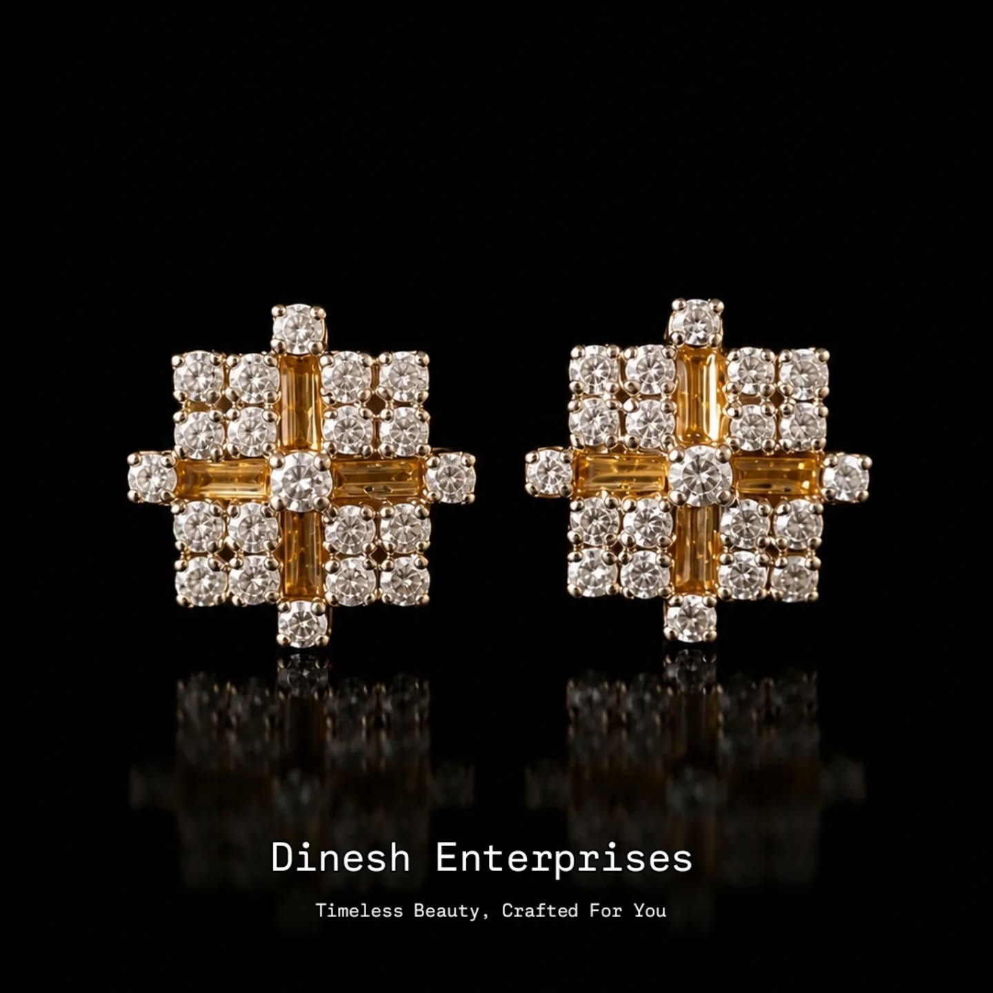 Sparkle That Speaks ✨️
#goldearring #diamindearrings #naturaldiamonds #everydayeverywhere #stylishjewellery