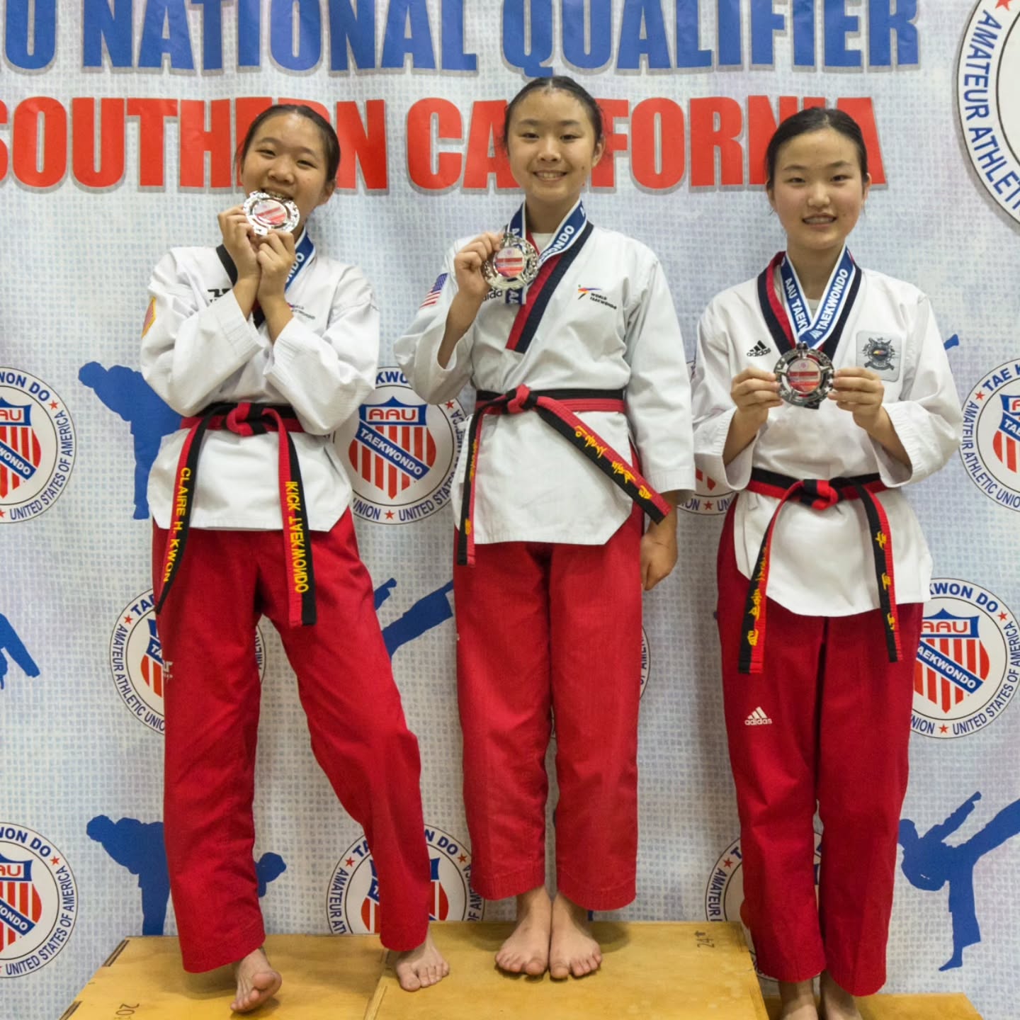 2026 AAU District (Southern Pacific) Taekwondo Championship๐
First big challenge as a team! I believe you were able to take something valuable from this gameโespecially their passion, focus, and mental discipline as elite athletes. And we sincerely thank all the parents for your support.
Rest well and enjoy time with your families. Great job today, everyone!๐๐ฅโฅ๏ธ
Go Team IKICK!! And thanks for the great chance to make a sports poomsae team experience! @kotkd
IKICK TKD, located next to Costco Rancho Cucamonga
11650 Mission Park Dr. Suite 110
#RanchoCucamonga best #Taekwondo #Martialarts school #Ikick #ํ๊ถ๋