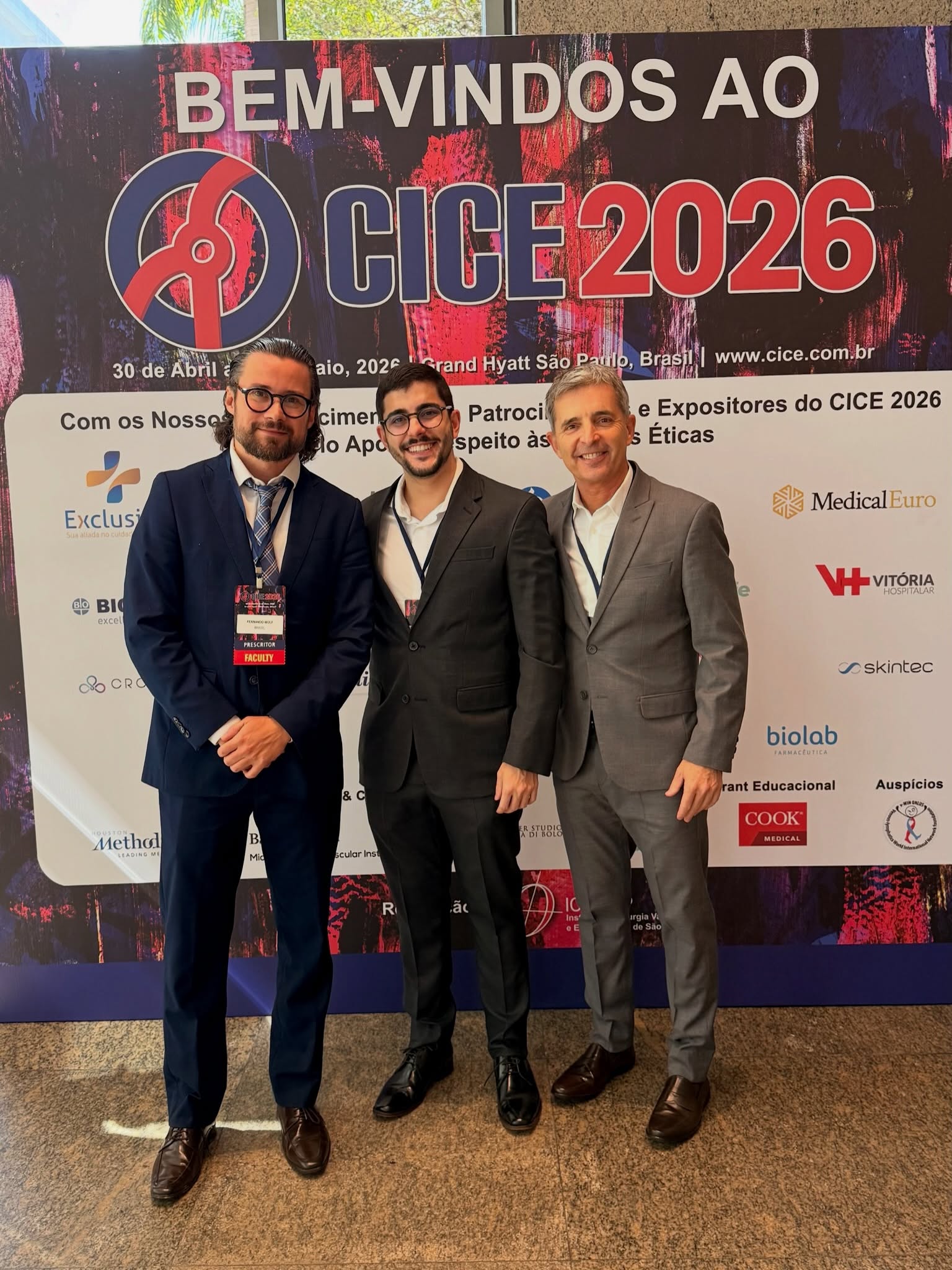 CICE 2026.
A Coris Vascular presente em mais um encontro que reúne especialistas, atualização científica e troca de experiência na cirurgia vascular.
Seguimos comprometidos com a evolução da especialidade, trazendo o que há de mais atual para o cuidado dos nossos pacientes.