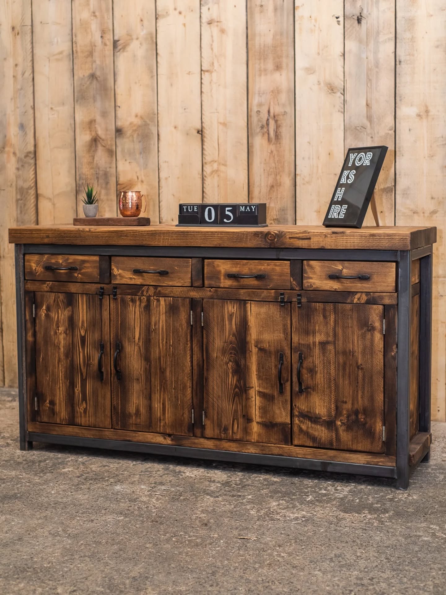 Ain't she a beauty!
This dark oak cabinet is built from reclaimed timber, finished to bring out that deep tone while keeping all the natural character.
Want something similar made your way? Drop us a message or head to our website to get started.
.
.
#darkoak #furnitureinspo #furnituredesign #bespokefurniture #madeinsheffield