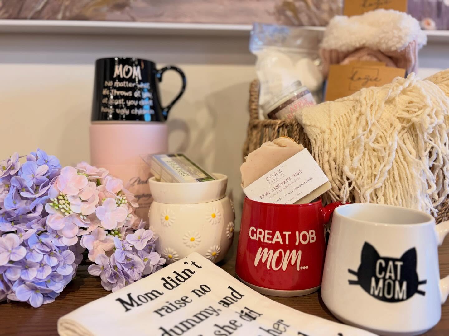 A little reminder - Mother’s Day is almost here 💐
Pick up something beautiful for someone who means so much!
#mothersday #mom #giftingideas #dartmouthns #shoplocal