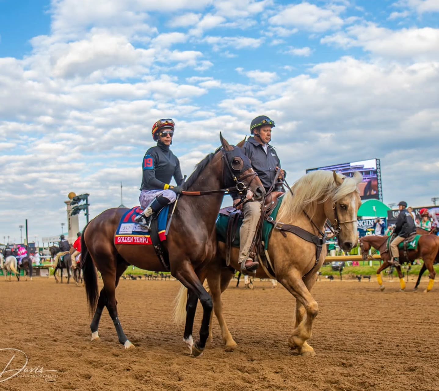Golden Tempo makes history.
#KentuckyDerby