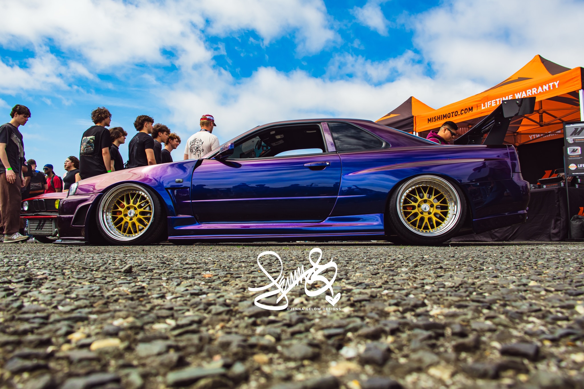 Still away taking some much-needed time to relax and celebrate my birthday 🖤
But here’s an amazing color shift to enjoy in the meantime 📸✨
#lzworldtour #englishtownnj #automotivephotography #carphotography #skyline