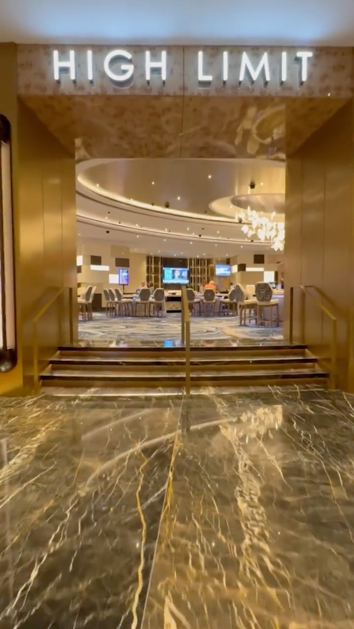 High stakes, higher standards 🎲✨
Must be 21+. Gambling Problem? Call 1.800.GAMBLER.