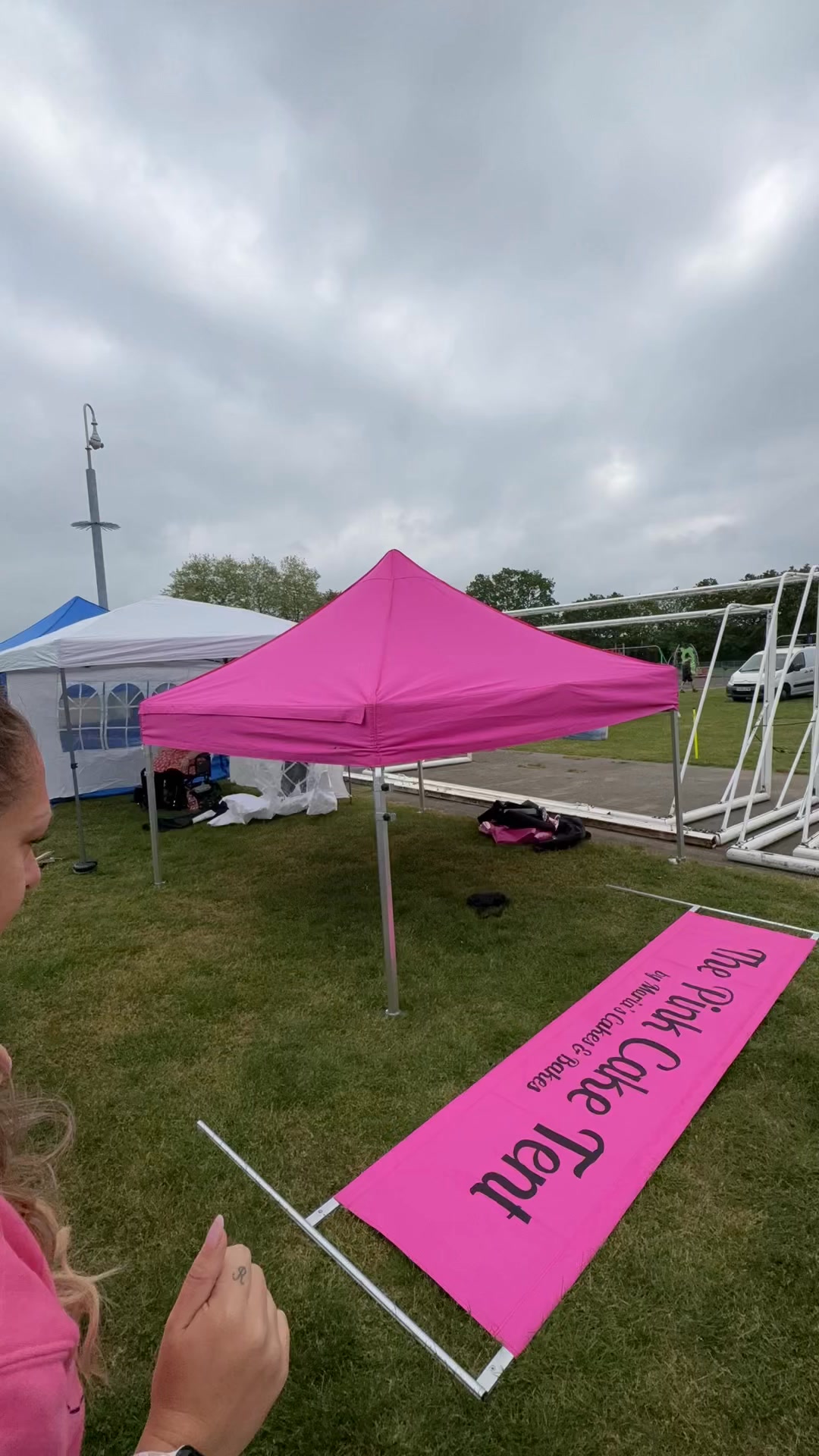 ✨ The Pink Cake Tent is back out this weekend! ✨🎀
Come and find Maria’s Cakes & Bakes for a weekend full of sweet treats 🍰💖
📍 Saturday 9th May
⏰ 12-4pm
📌 Awbridge Village Fete
📍 Sunday 10th May
⏰ 10am-3pm
📌 Second Sunday Andover
I’ll have a delicious selection of cakes, bakes, and goodies waiting for you 😍 Come say hello and treat yourself (or someone else 😉)
#thepinkcaketent #mariascakesandbakes #downtoncuckoofair #fryernfuntasia #localbaker #supportsmallbusiness #hampshireevents #cakebusiness #bakersofinstagram #homemadebakes #ukbaker #cakestagram #instabakes #sweettooth #weekendplans #treatyourself #cupcakes #brownies #cookies #cakepopup