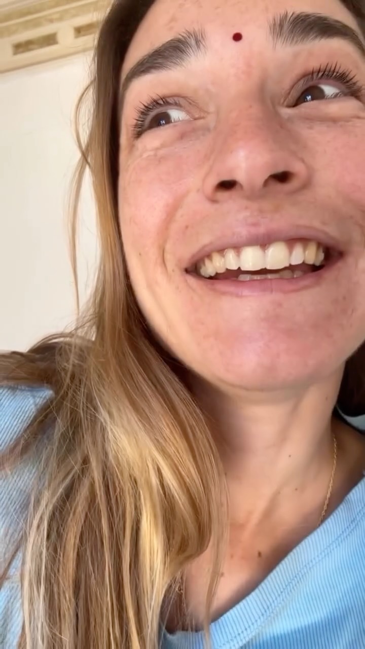 Conversación completa en stories 🦜✨🌷🌿🐝 ¿Quién más ama la primavera?