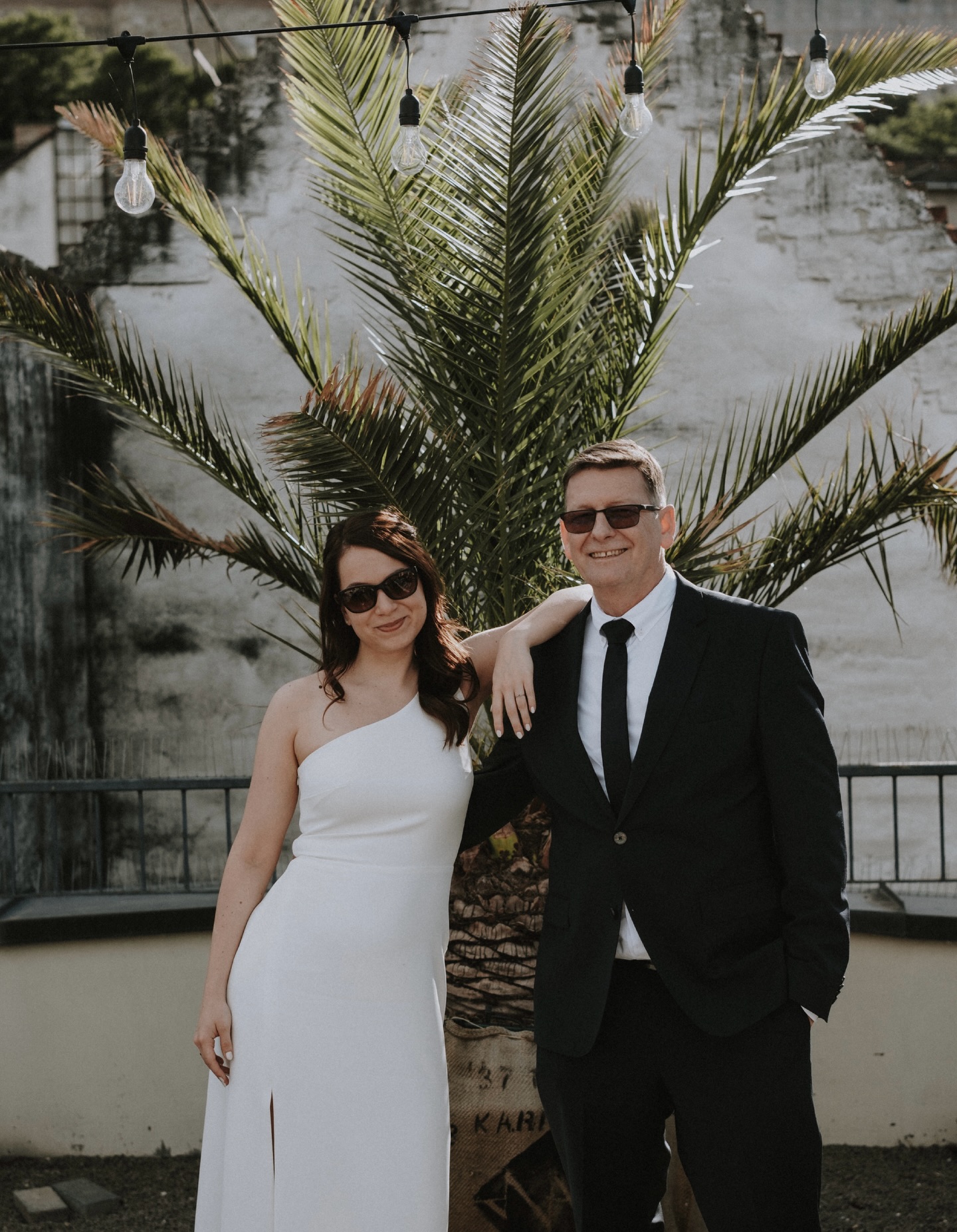 L E M O N wedding✨
.
.
@pluto_skylounge
#destinationweddingphotography #weddingdiaries #fujifeed #fujixseries #bridetobride