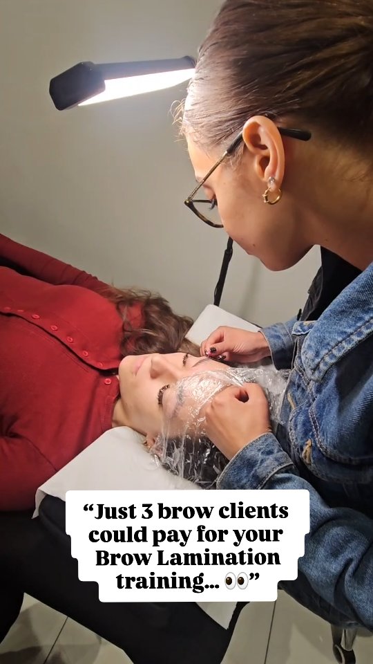 You finally stop watching everyone else build a beauty business… and start your own
Today’s Brow Lamination training was all about learning a treatment clients are actively booking for right now.
With the average Brow Lamination appointment bringing in around £45–£60, many students can make their course fee back in just a few clients
On our course you’ll learn:
• Brow Lamination
• Mapping & styling
• Product knowledge
• Client consultation
• Aftercare & maintenance
• Contraindications
• Social media & pricing tips
Perfect for beginners or existing beauty therapists wanting to add another high-demand treatment to their menu.
📍 Essex Beauty & Aesthetics
📧 info@essexbeautyandaesthetics.co.uk
💳 Klarna & Clearpay available
#browlamination#basildonbeautytreatments#basildonbrows#basildonbrowstylist#essexbeauty#basildonbeautytreatments#essexbrow #essextrainingacademy
