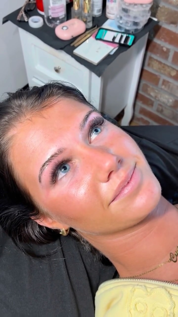 Soft glam, light volume, and eyes that do all the talking ✨🖤
This set is perfect for the girls who want effortless beauty with a soft, wispy finish.
At LC Lash & Brow Bar, our light volume sets give you that everyday luxury look — fuller than classic, still natural enough for daily wear 💕
Ready to stay consistent with your lash maintenance?
Ask about our membership program for exclusive savings, priority booking, and your monthly lash glow-up ✨
Book your lash era now 💋
#lclashandbrowbar
