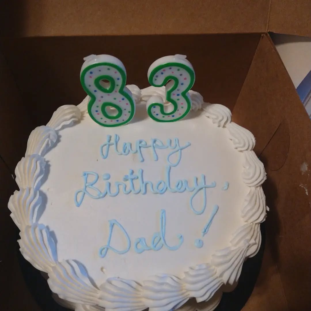 Happy Birthday, Dad! I love you so much and wish you all the blessings in the world! 🎂💖